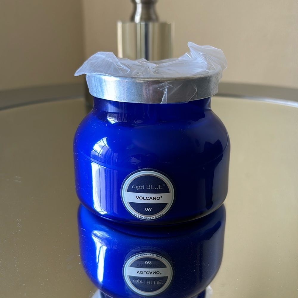 Capri blue volcano candle 8oz